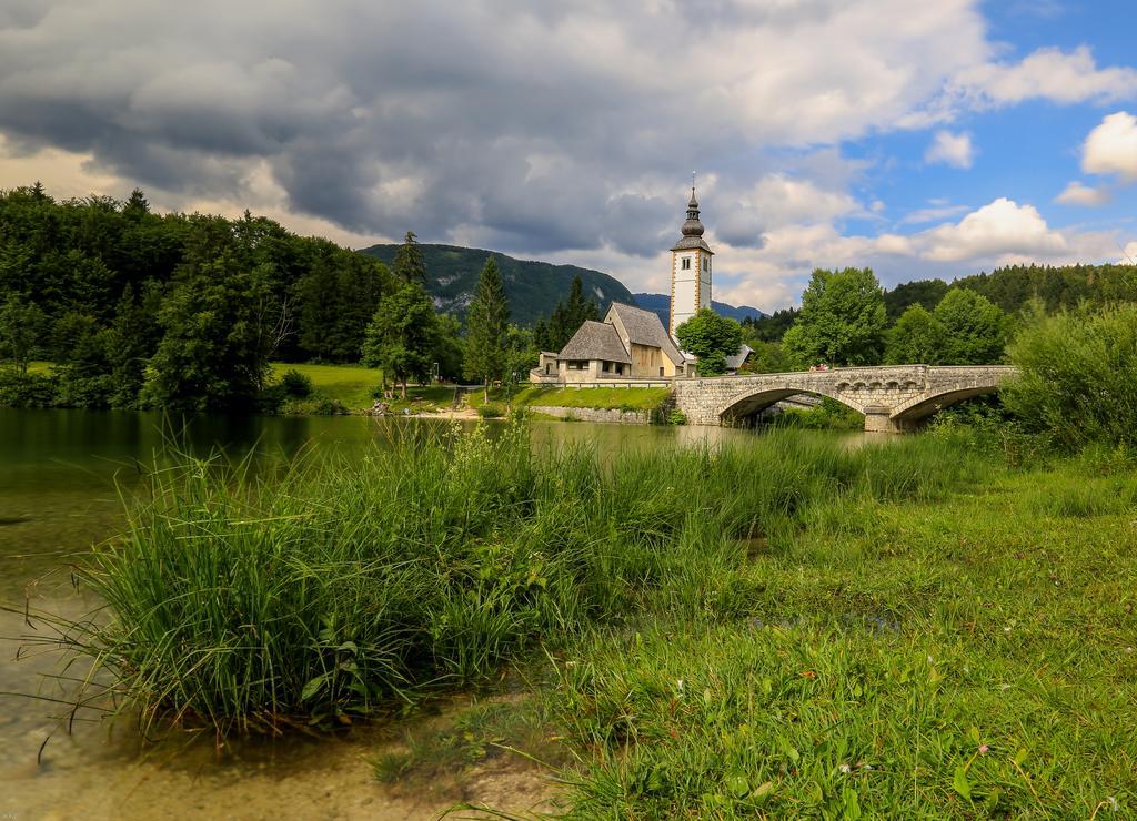 Brunarica Bled Zatrnik Pokljuka Buitenkant foto