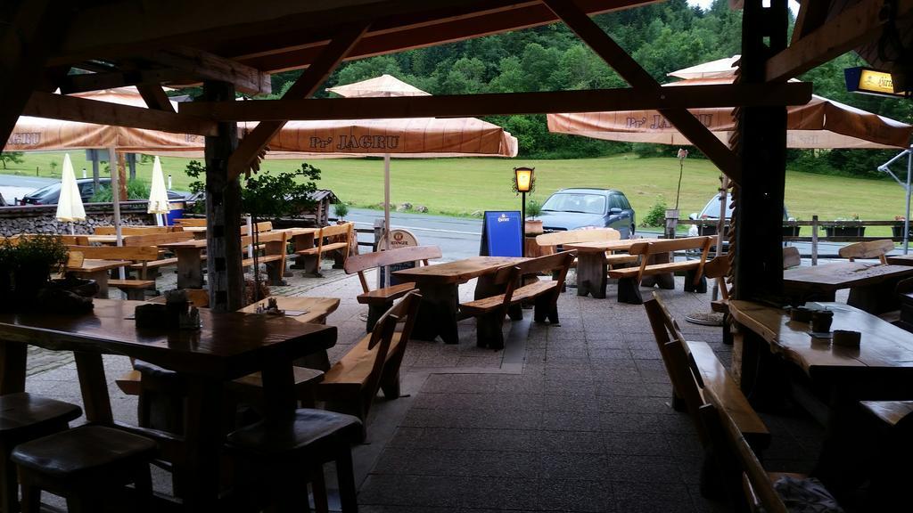 Brunarica Bled Zatrnik Pokljuka Buitenkant foto
